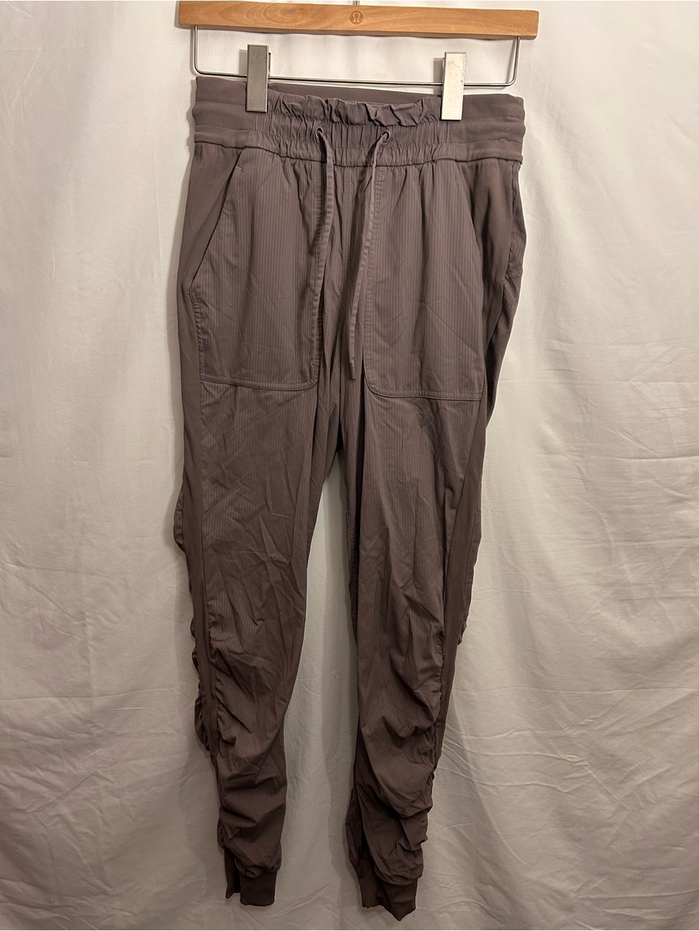 lululemon athletica Women's Taupe Drawstring Track Joggers